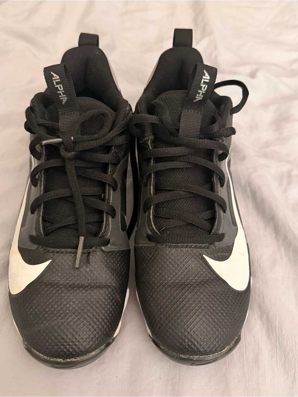 Nike Men’s Black Athletic Shoes with White Swoosh Accents